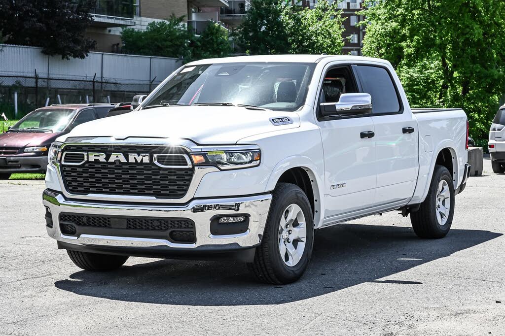 2025 RAM 1500 Big Horn Crew Cab 4WD
