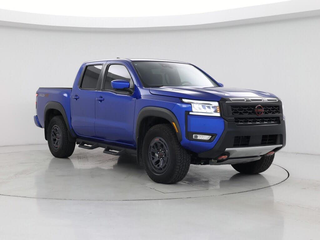 2025 Nissan Frontier PRO-4X Crew Cab 4WD