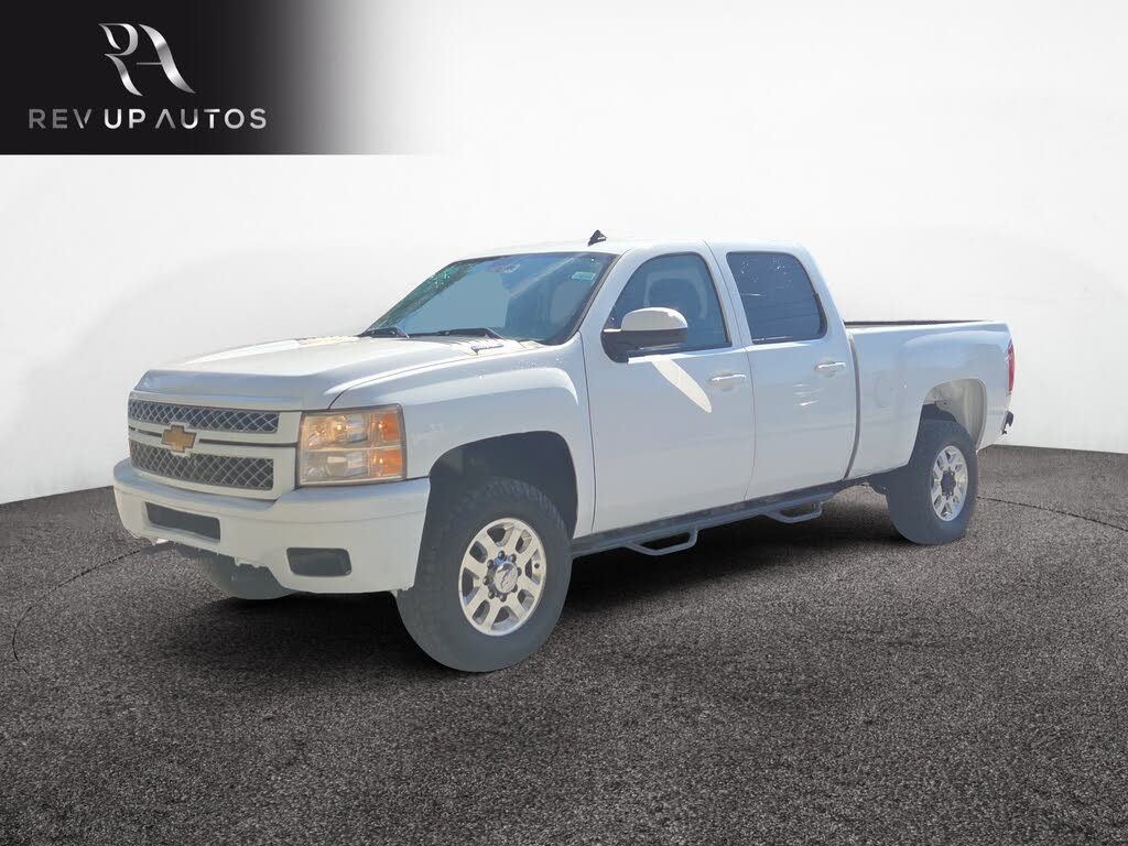 2014 Chevrolet Silverado 2500HD LT Crew Cab 4WD