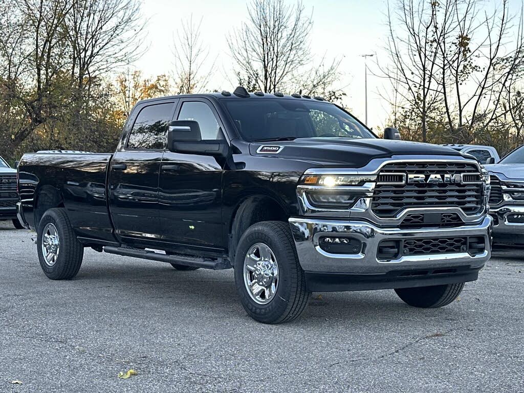 2026 RAM 3500 Tradesman Crew Cab LB 4WD