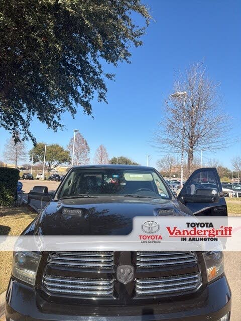 2015 RAM 1500 Sport Crew Cab 4WD