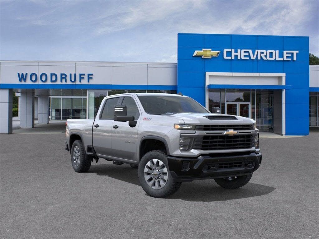 2026 Chevrolet Silverado 2500HD Custom Crew Cab 4WD
