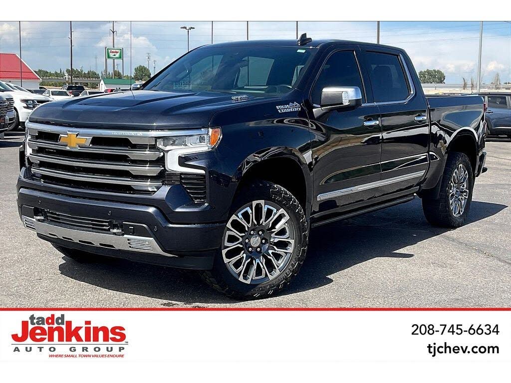 2023 Chevrolet Silverado 1500 High Country Crew Cab 4WD