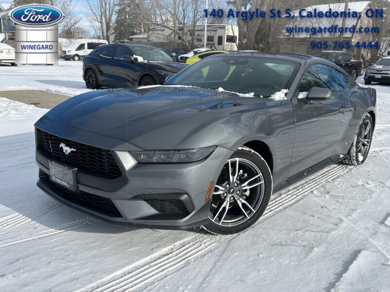 Ford Mustang EcoBoost Fastback RWD 2025