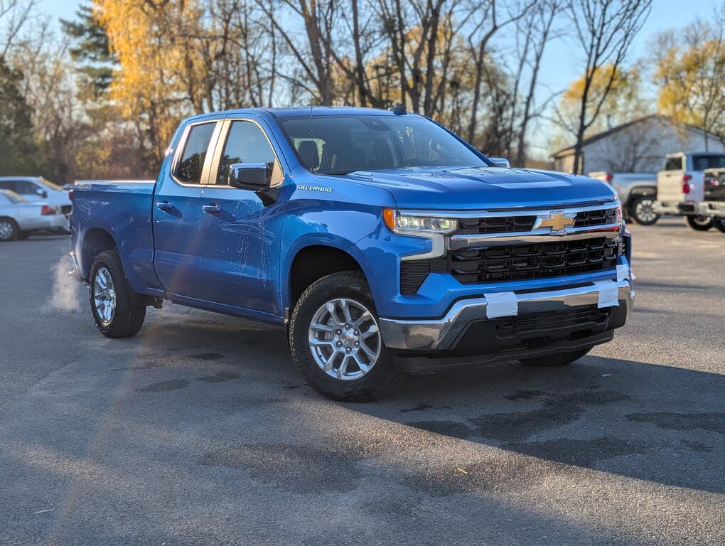 2026 Chevrolet Silverado 1500 LT Double Cab 4WD