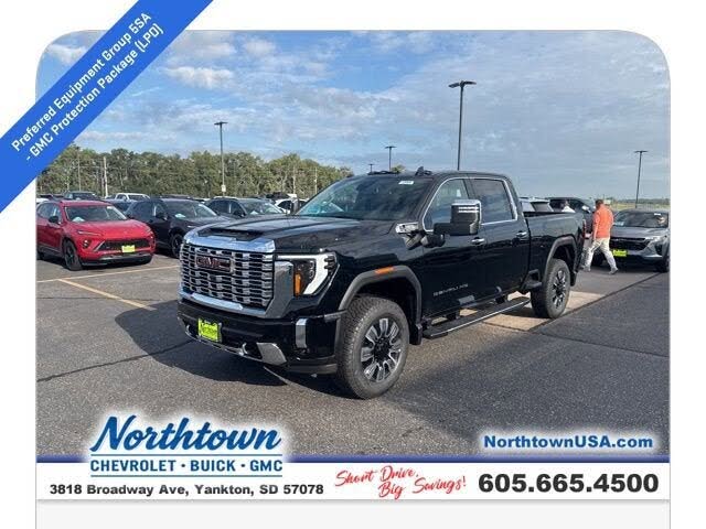 2026 GMC Sierra 2500HD Denali Crew Cab 4WD