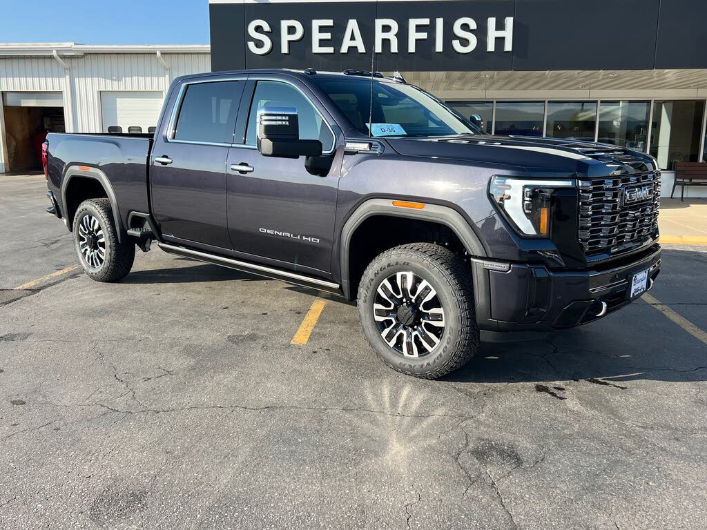 2026 GMC Sierra 2500HD Denali Ultimate Crew Cab 4WD