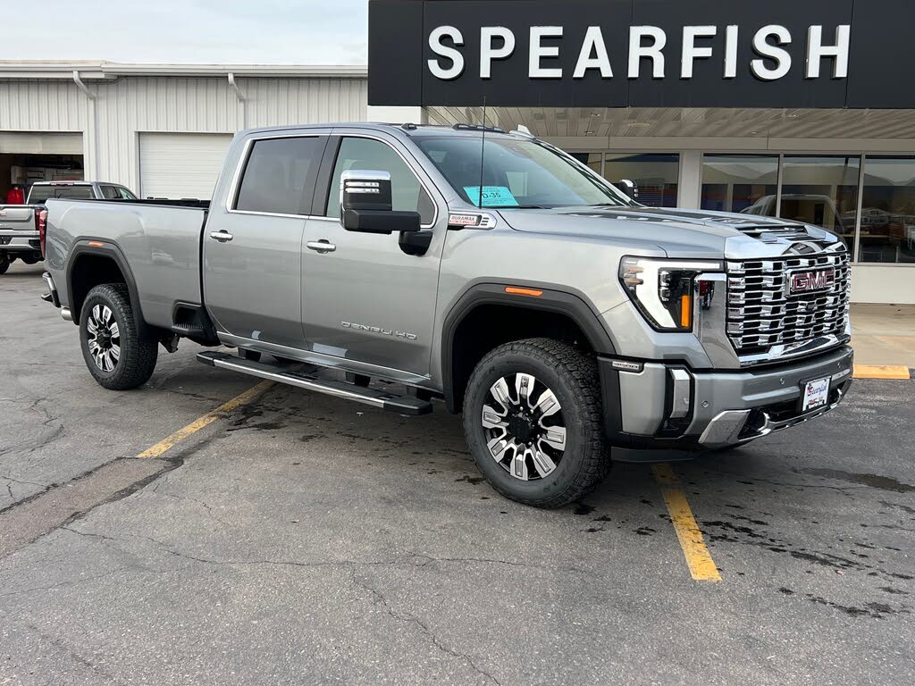 2026 GMC Sierra 3500HD Denali Crew Cab 4WD