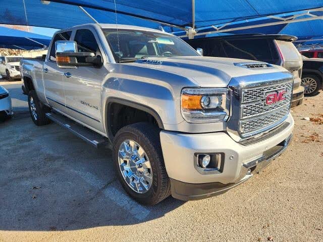 2018 GMC Sierra 2500HD Denali Crew Cab SB 4WD