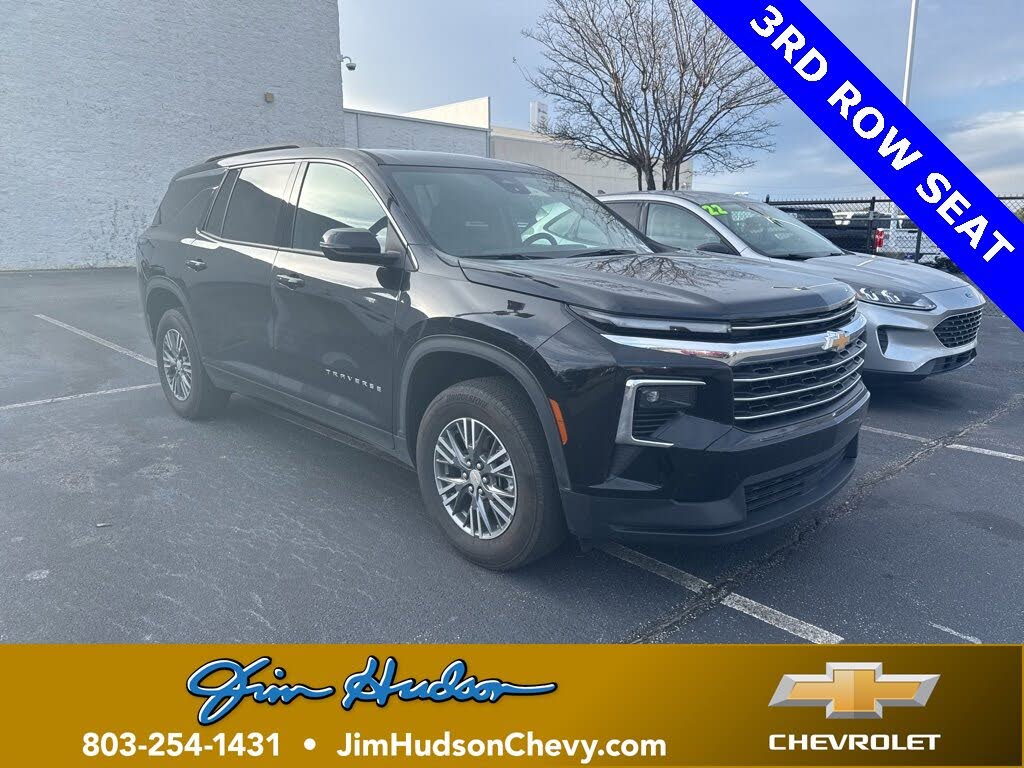 2025 Chevrolet Traverse LT FWD