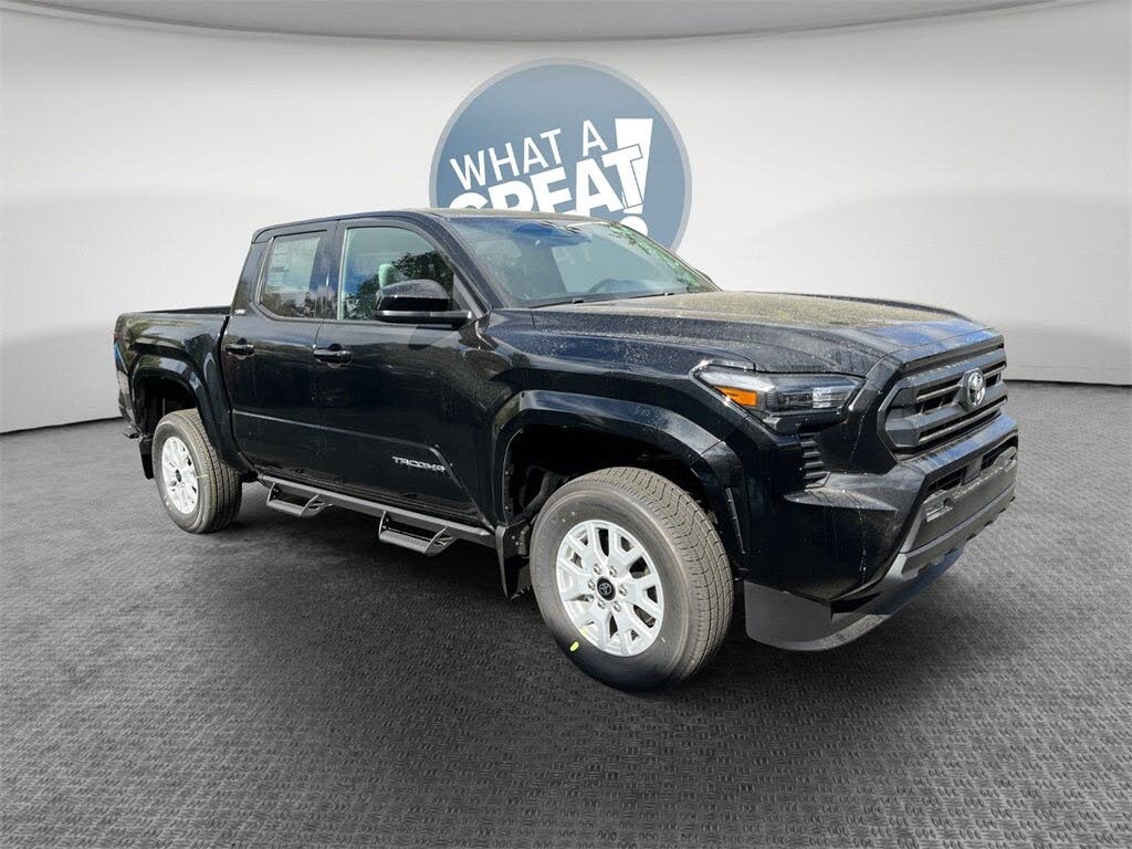 2025 Toyota Tacoma SR5 Double Cab 4WD