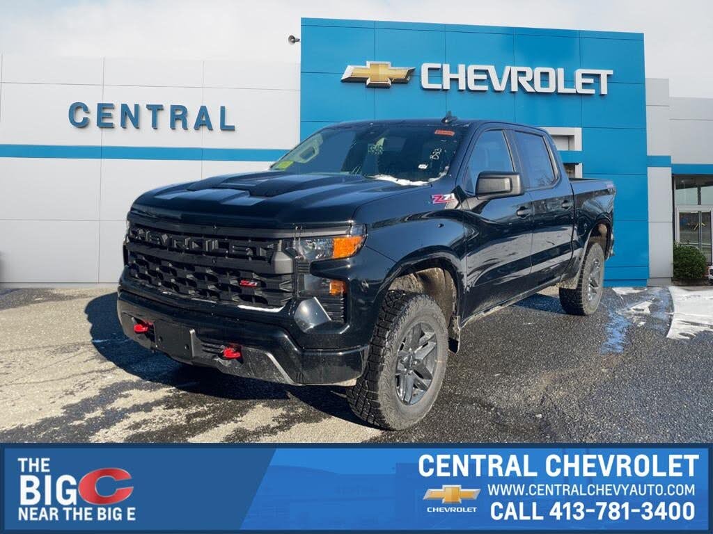 2026 Chevrolet Silverado 1500 Custom Trail Boss Crew Cab 4WD