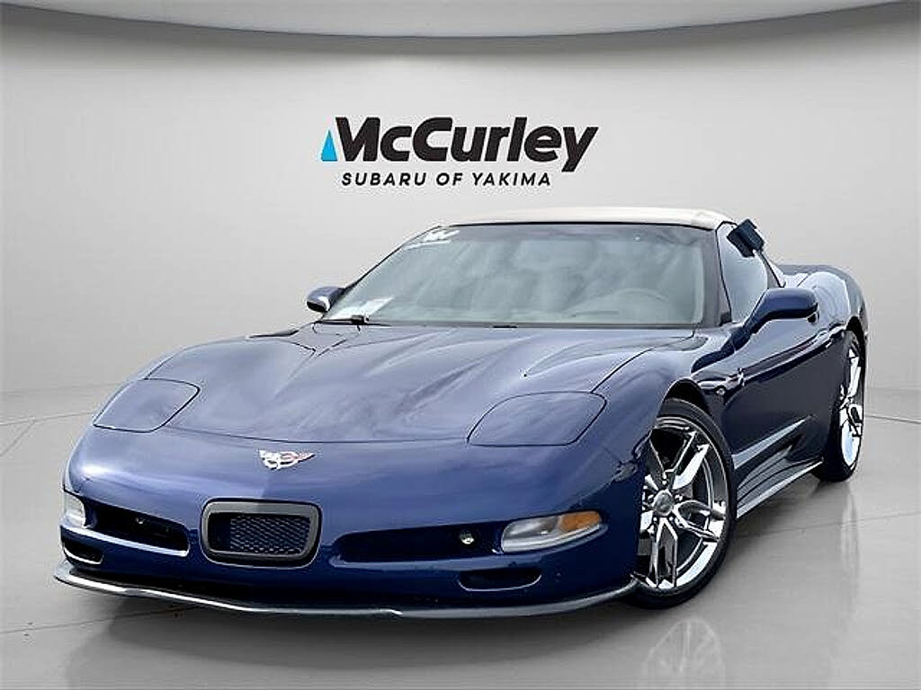 2004 Chevrolet Corvette Convertible RWD