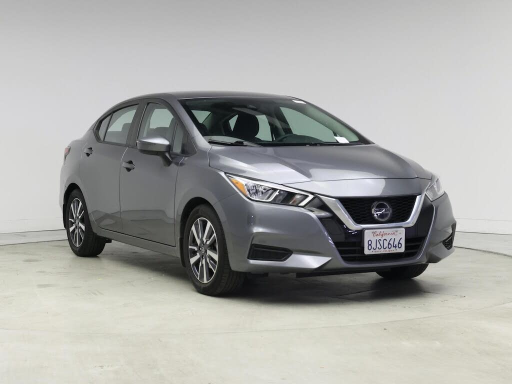 2020 Nissan Versa SV FWD