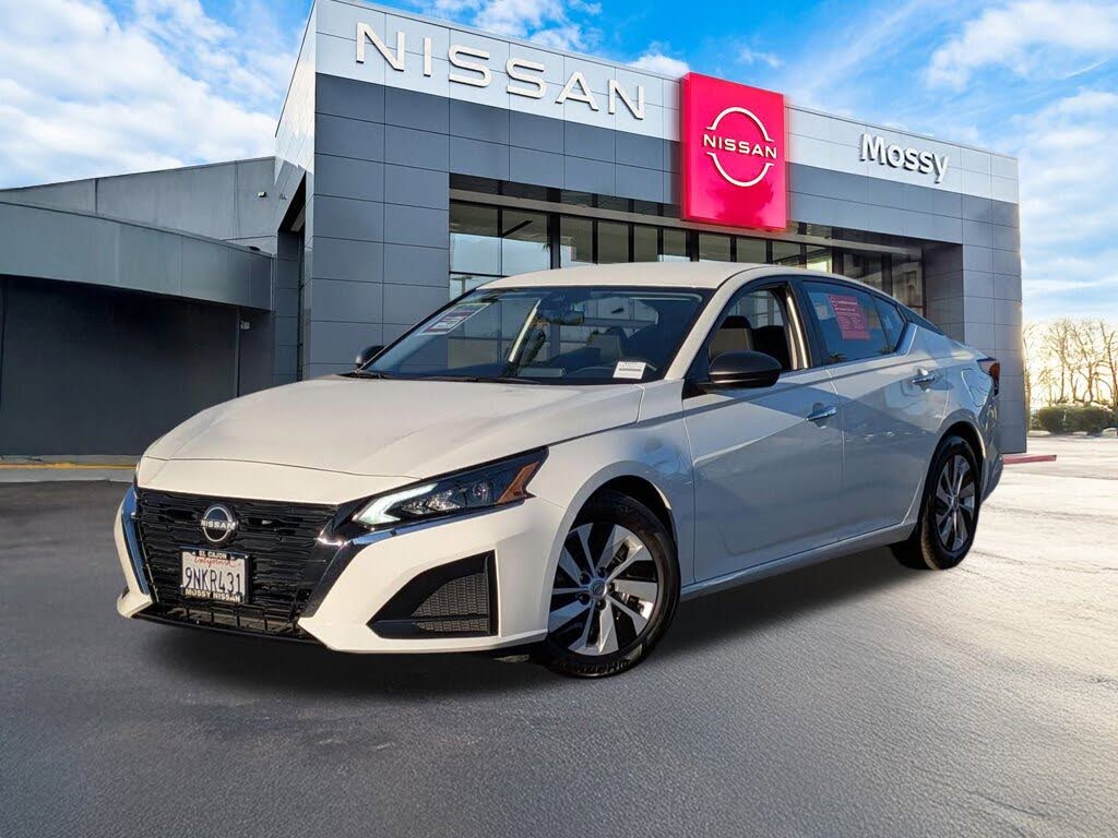 2025 Nissan Altima 2.5 S FWD