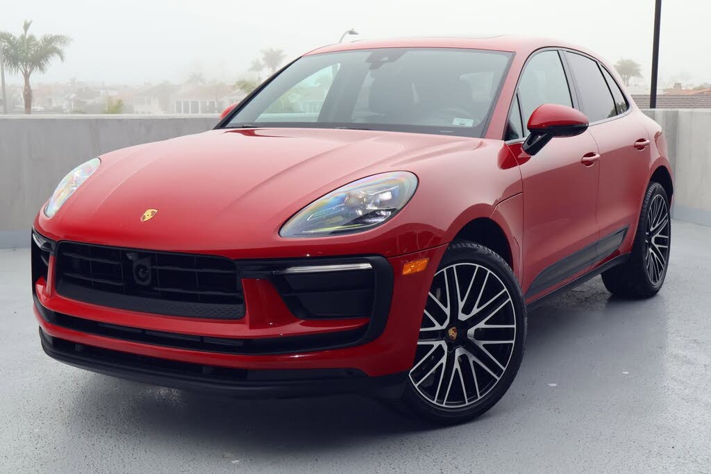 2025 Porsche Macan