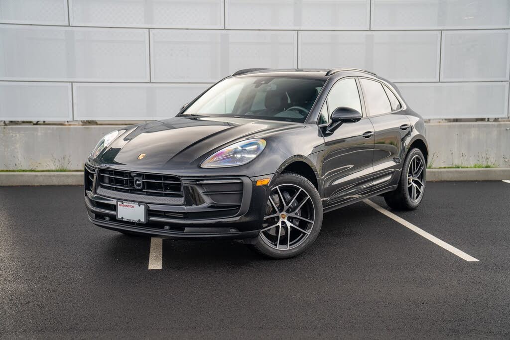 2025 Porsche Macan