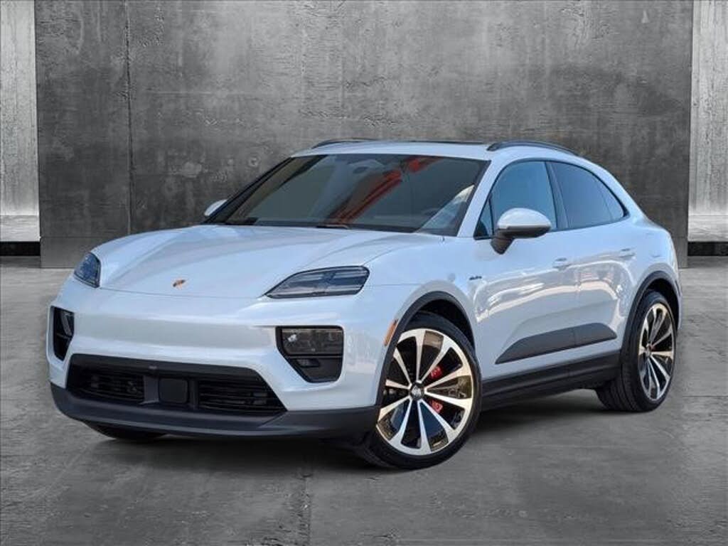 2025 Porsche Macan