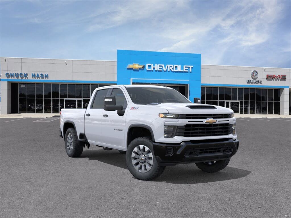 2026 Chevrolet Silverado 2500HD Custom Crew Cab 4WD