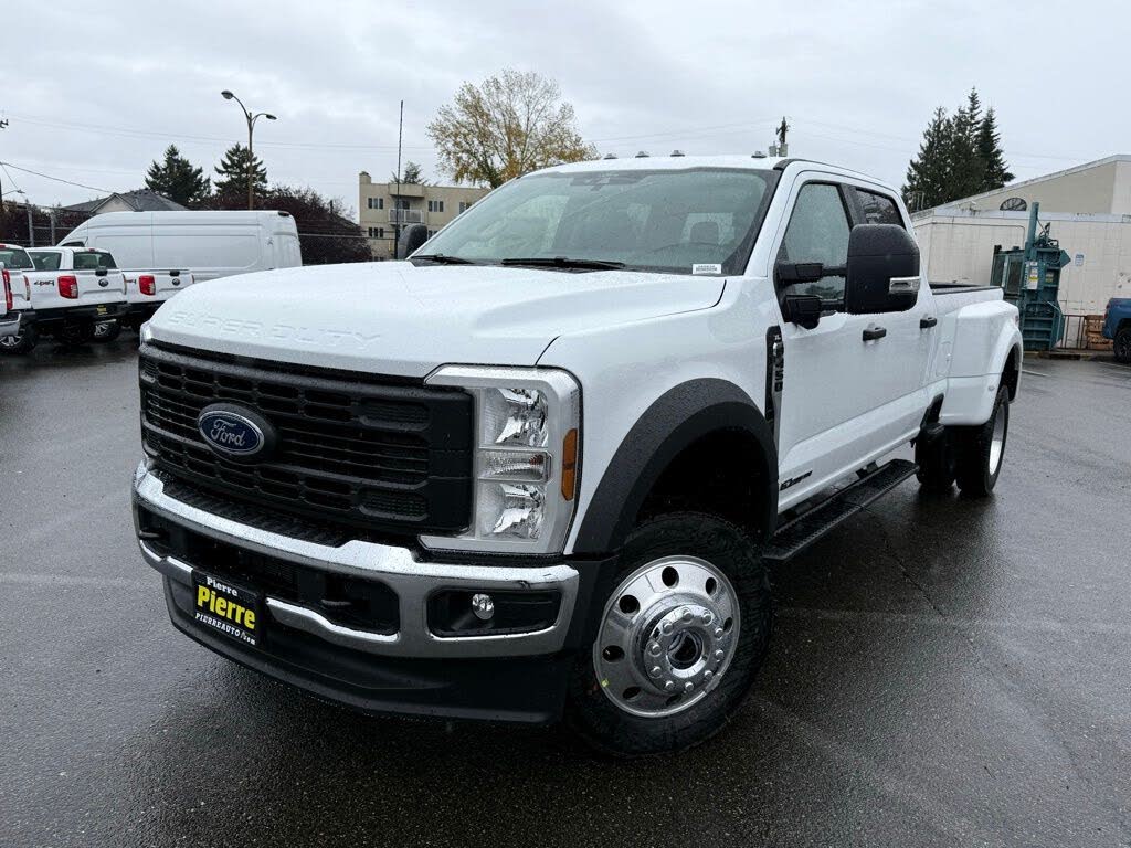 2026 Ford F-450 Super Duty XL Crew Cab LB DRW 4WD