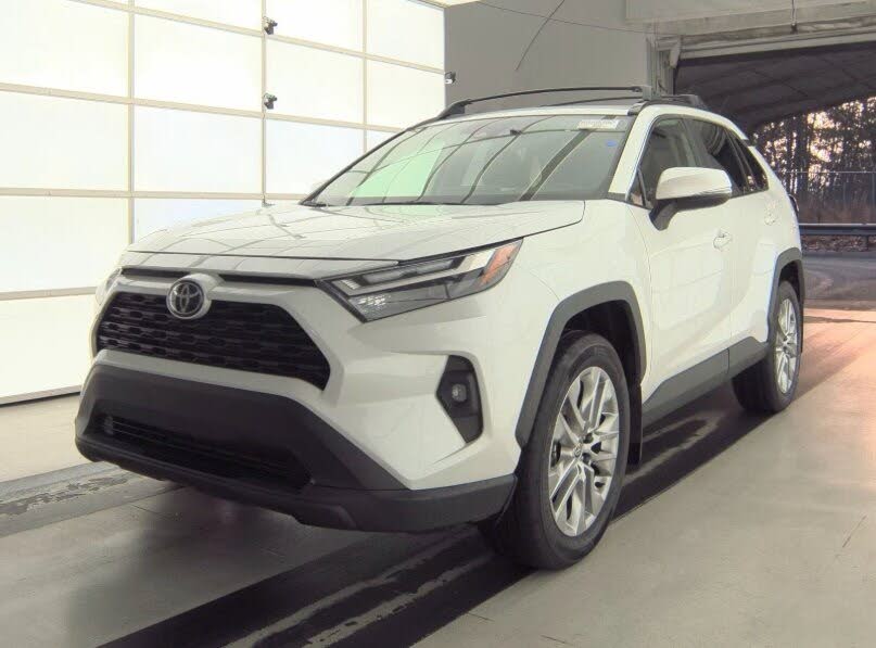 2025 Toyota RAV4 XLE Premium FWD