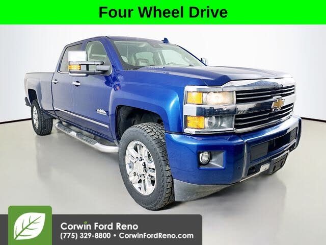2015 Chevrolet Silverado 2500HD High Country Crew Cab 4WD