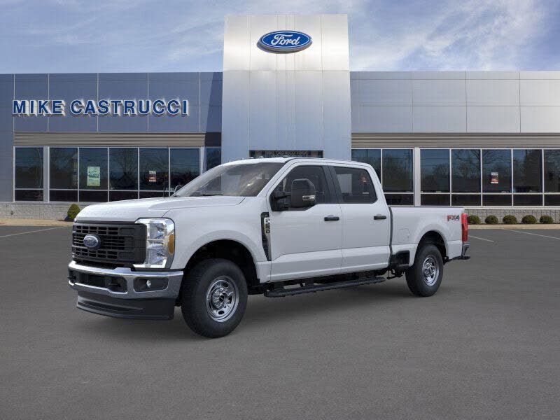 2025 Ford F-250 Super Duty XL Crew Cab 4WD