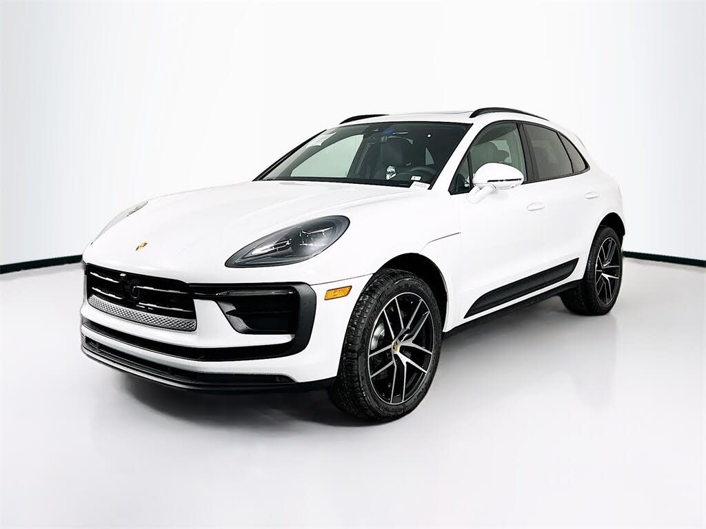 2025 Porsche Macan AWD