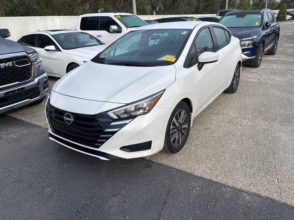2025 Nissan Versa SV FWD