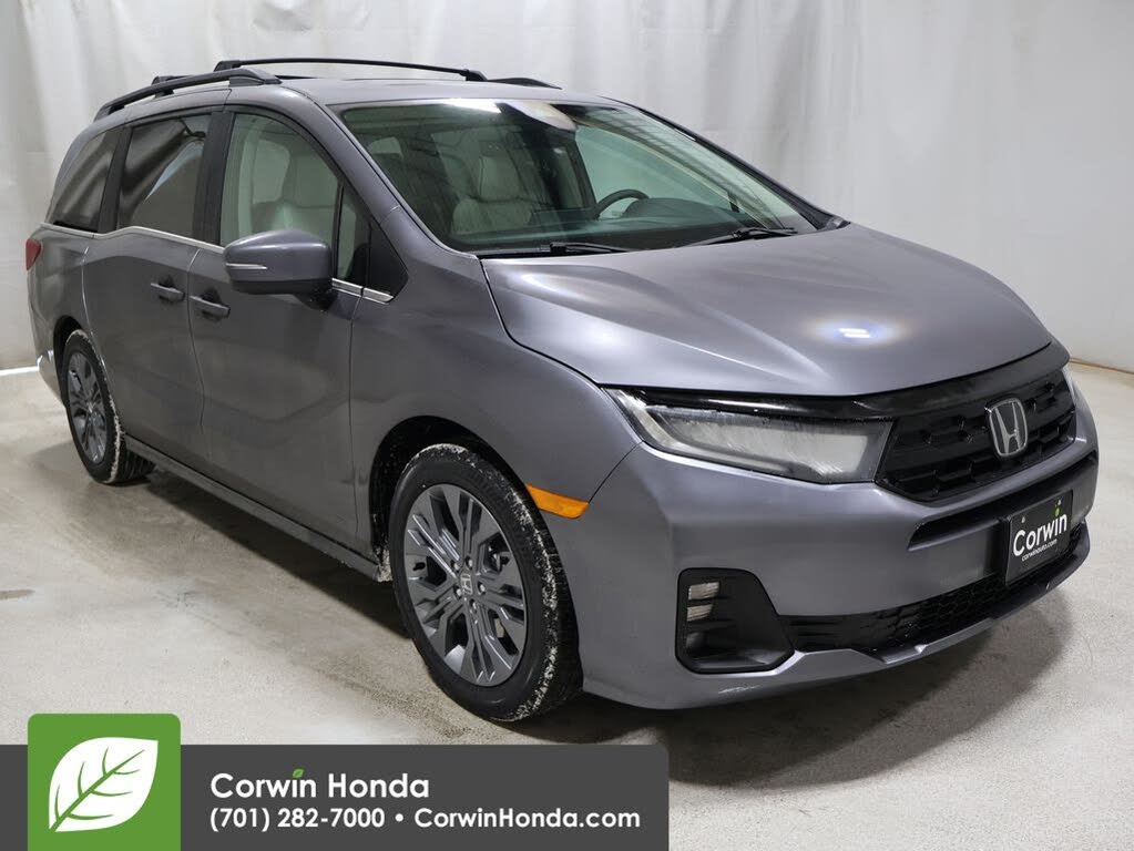 2026 Honda Odyssey Touring FWD