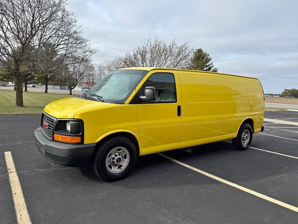 2006 GMC Savana Cargo 3500 Extended Van