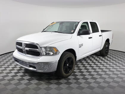 RAM 1500 Classic SLT Crew Cab 4WD 2023