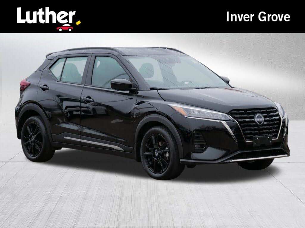 2023 Nissan Kicks SR FWD