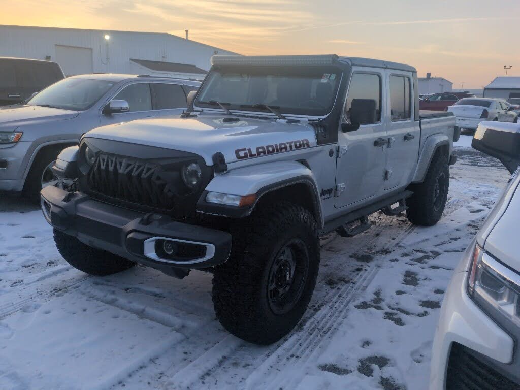 2022 Jeep Gladiator Sport S Crew Cab 4WD
