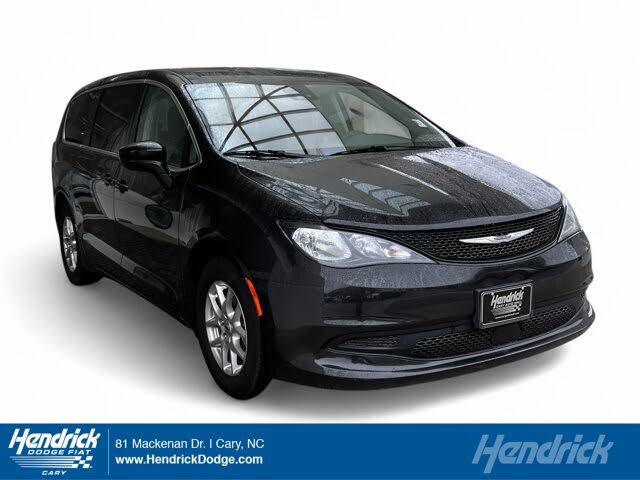 2023 Chrysler Voyager LX FWD