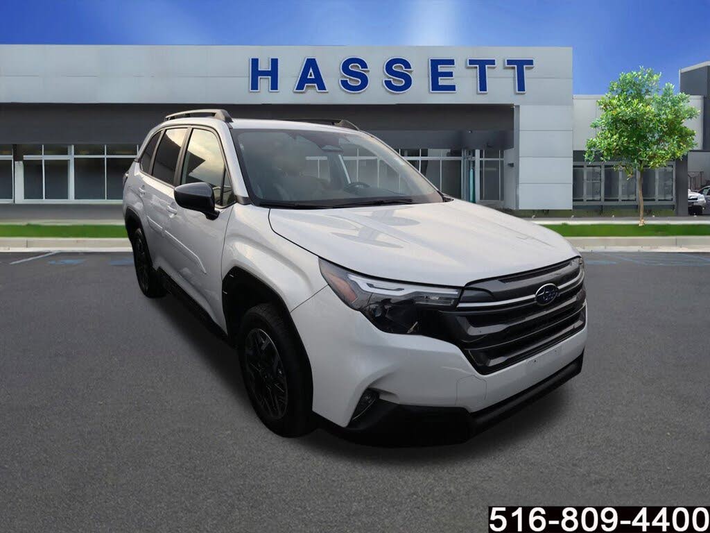 2025 Subaru Forester Premium Crossover AWD