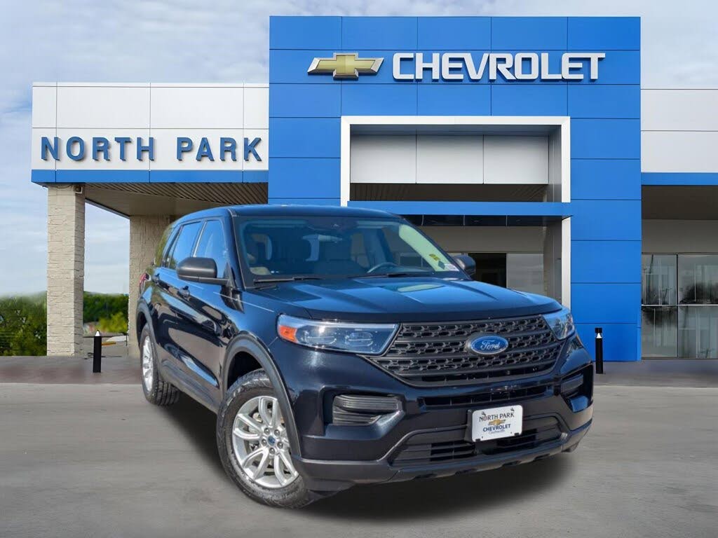 2021 Ford Explorer RWD