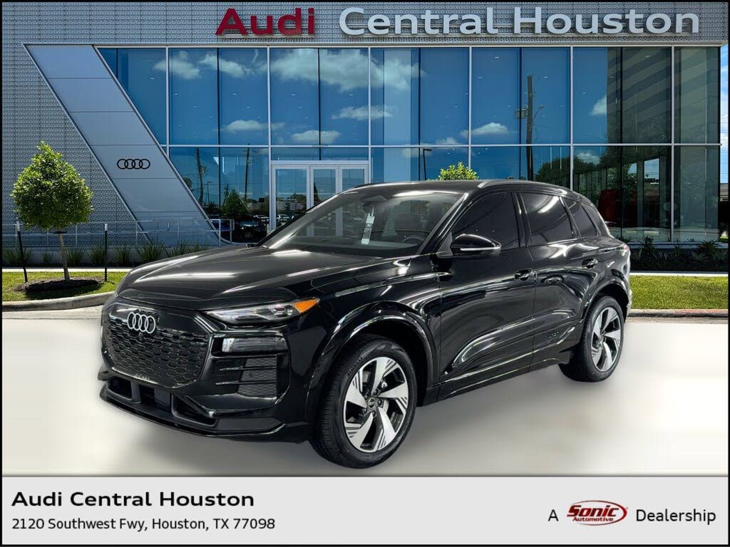 2025 Audi Q6 e-tron quattro Premium