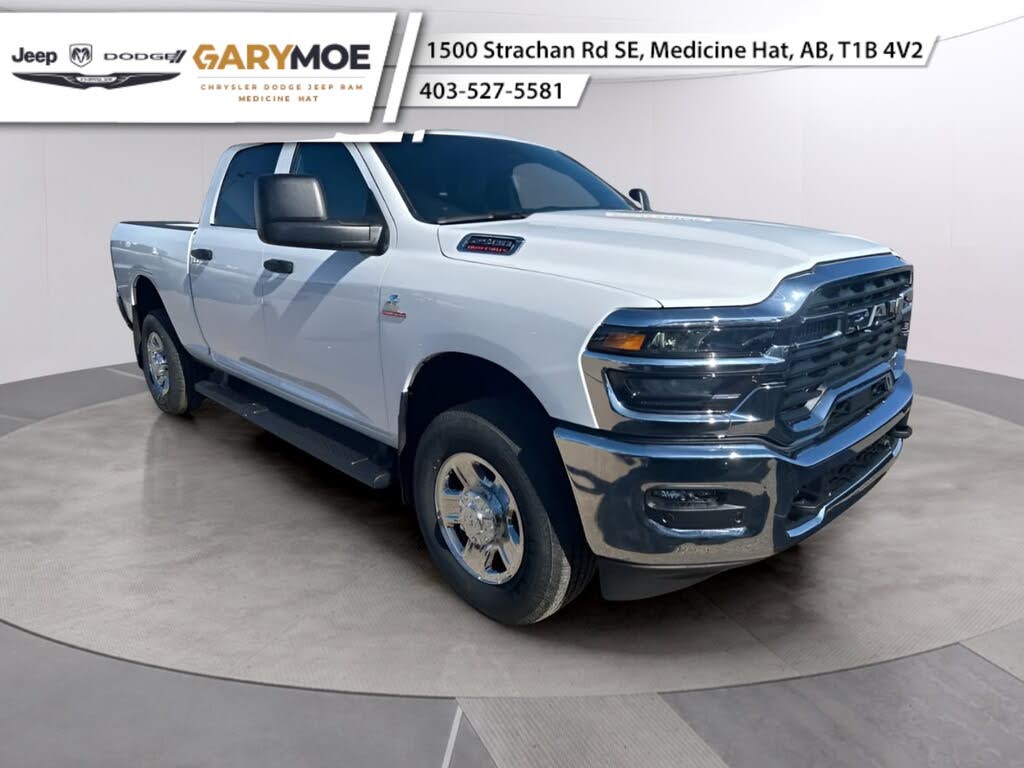 RAM 2500 Tradesman Crew Cab 4WD 2025