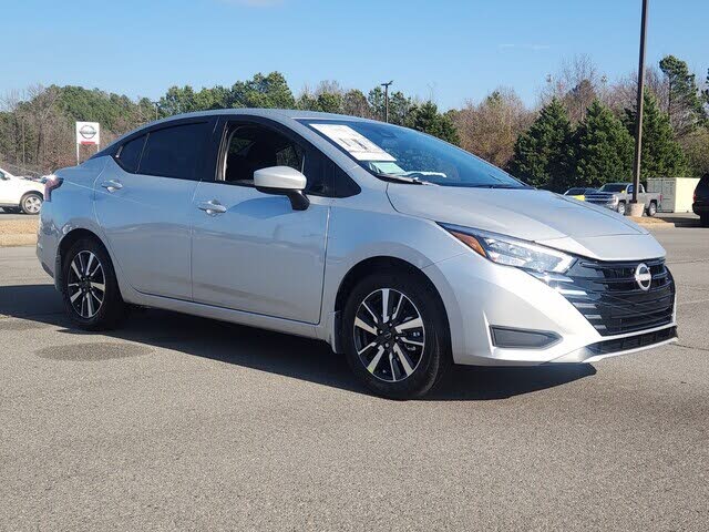 2025 Nissan Versa SV FWD