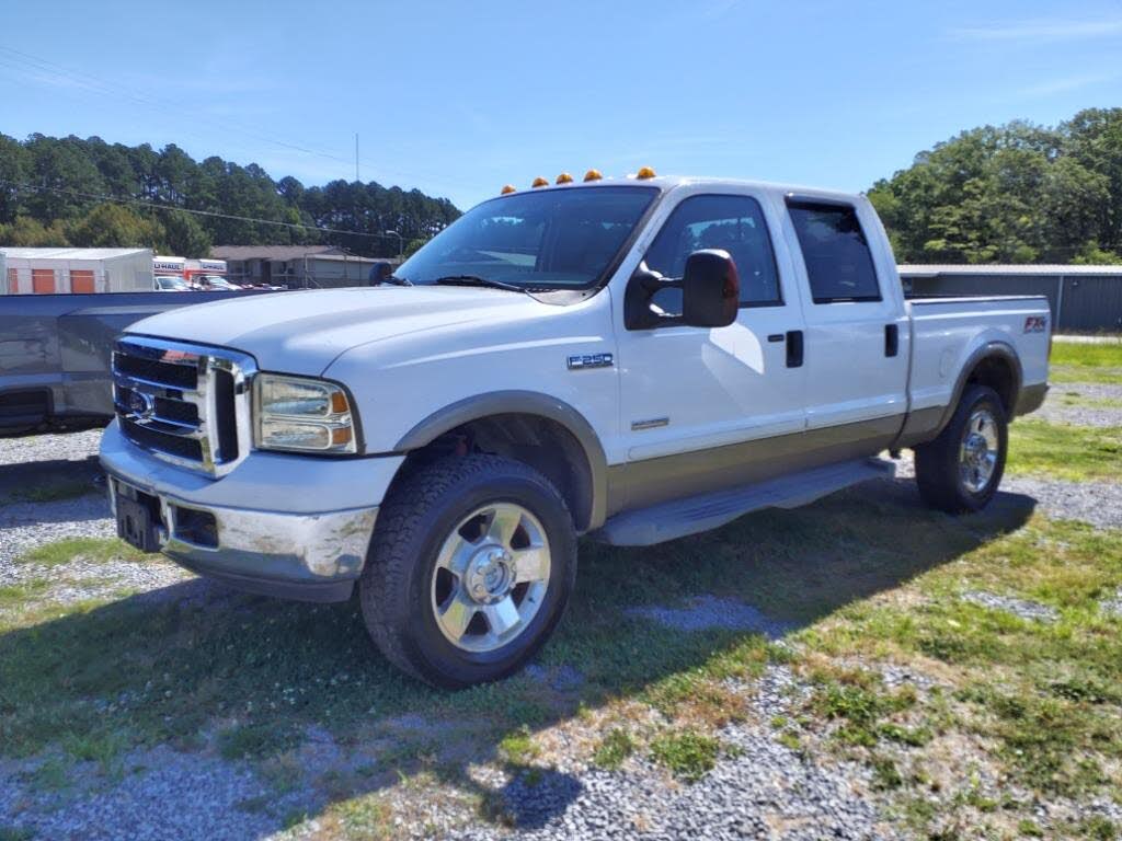2006 Ford F-250 Super Duty Lariat Crew Cab 4WD