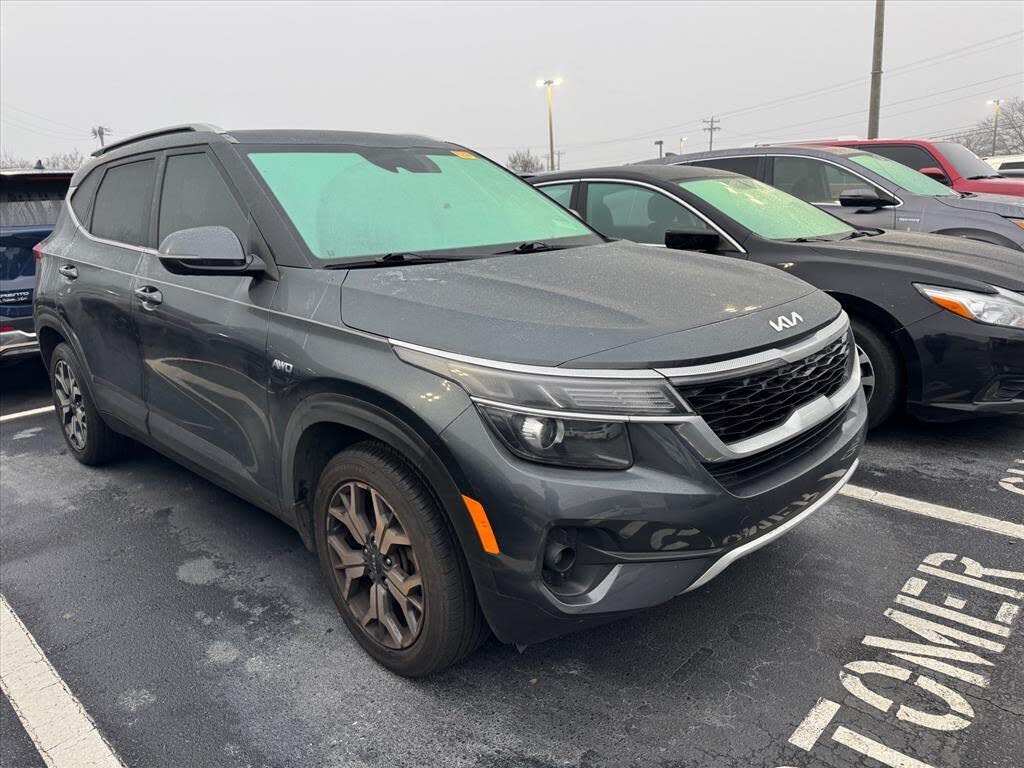 2023 Kia Seltos EX AWD