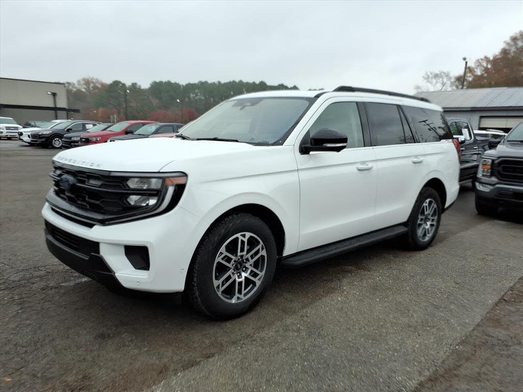 2025 Ford Expedition Active 4WD