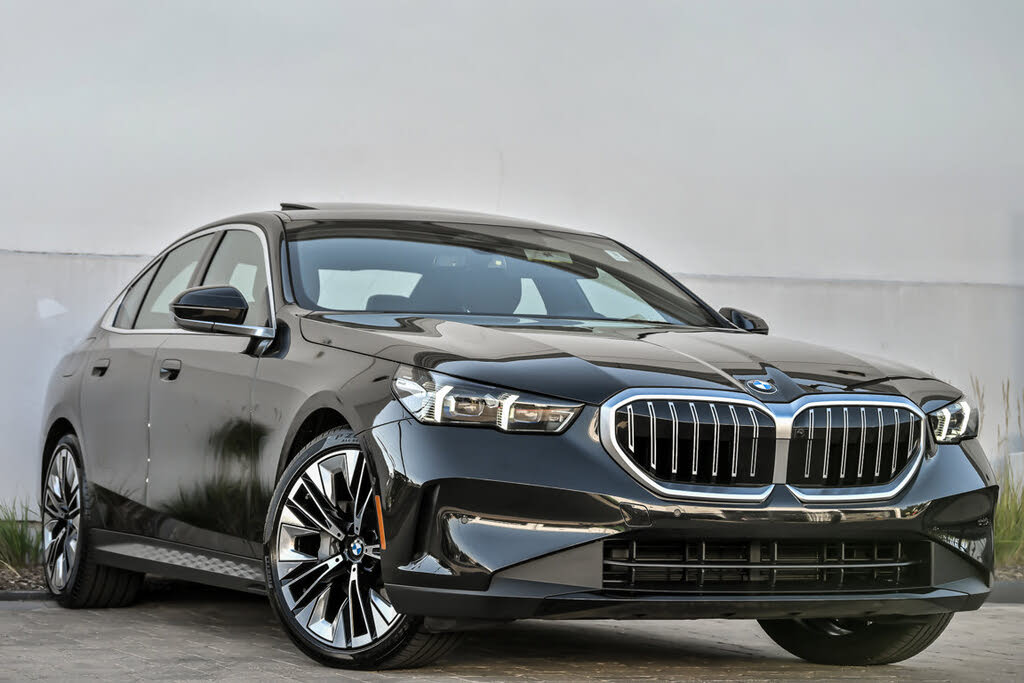 2026 BMW 5 Series 530i xDrive