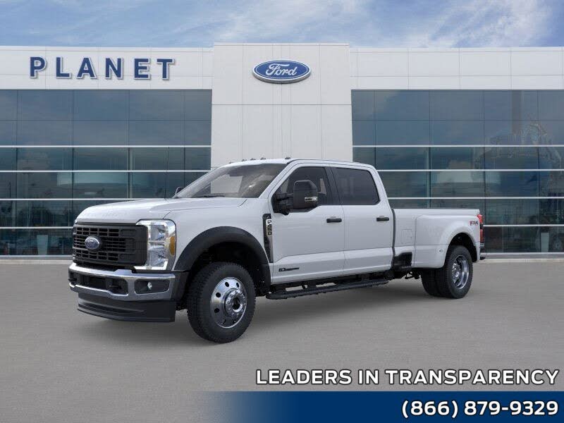 2026 Ford F-450 Super Duty XL Crew Cab LB DRW 4WD