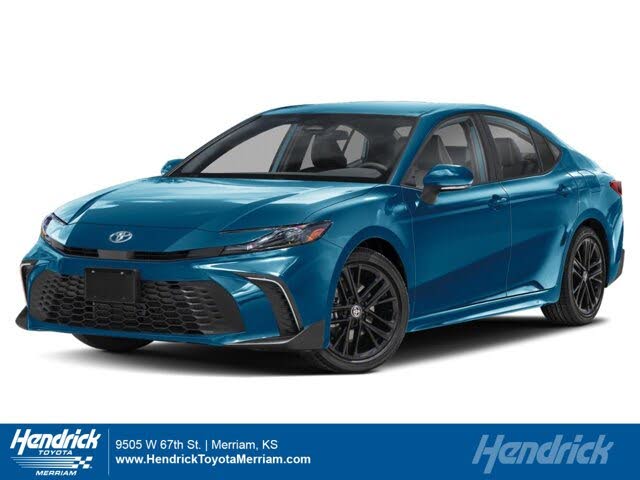 2026 Toyota Camry SE FWD