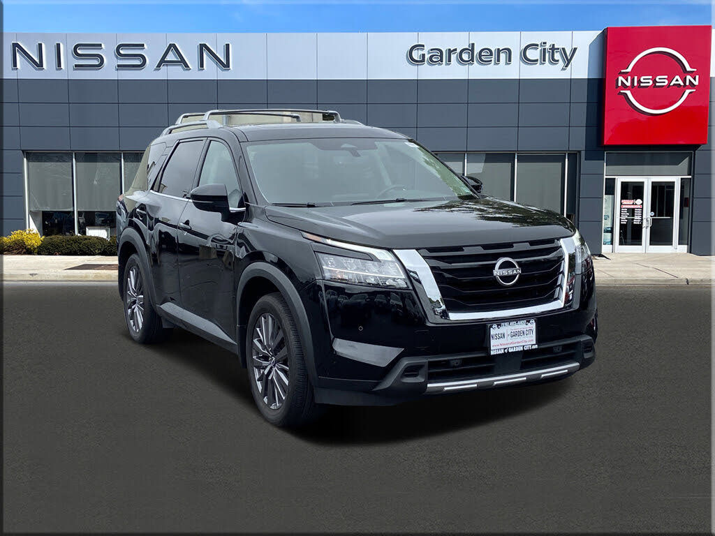 2024 Nissan Pathfinder SL 4WD