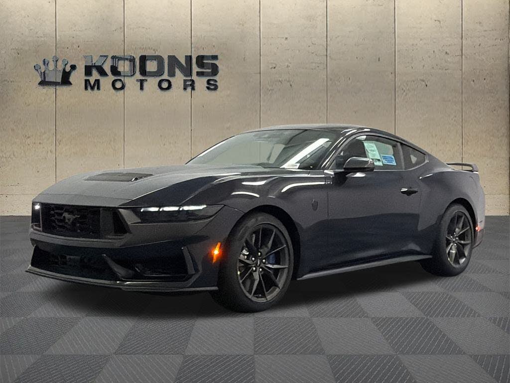 2026 Ford Mustang Dark Horse Fastback RWD