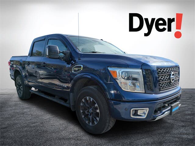 2017 Nissan Titan PRO-4X Crew Cab 4WD
