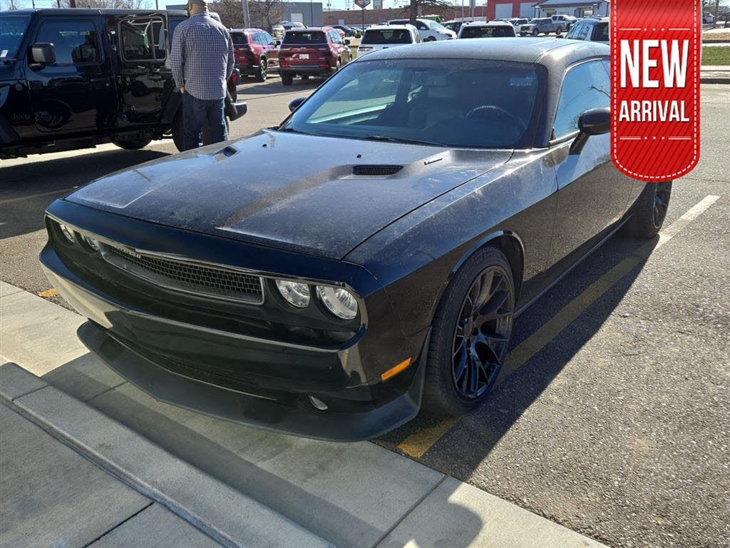 2013 Dodge Challenger R/T Plus RWD